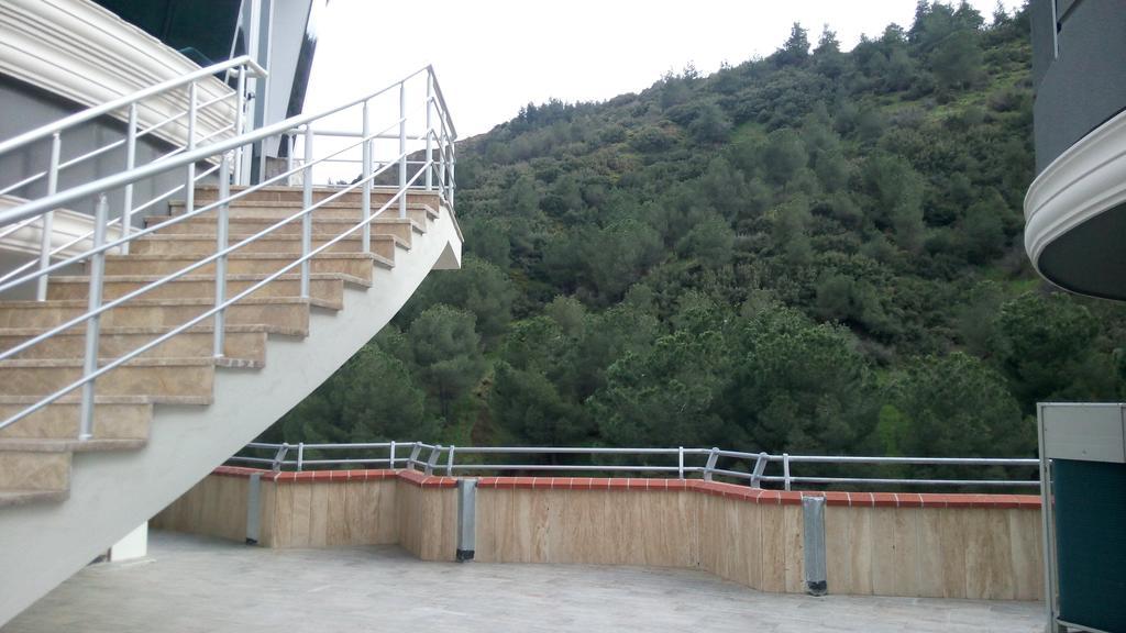 Rey Manes Hotel Salihli Exterior photo